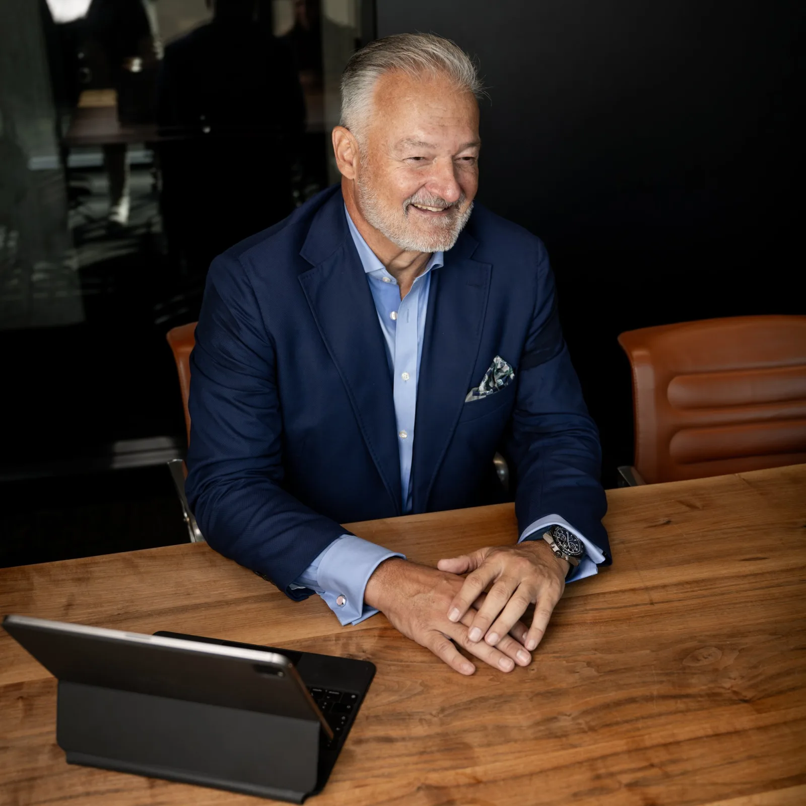 Dr. Thomas Schneider